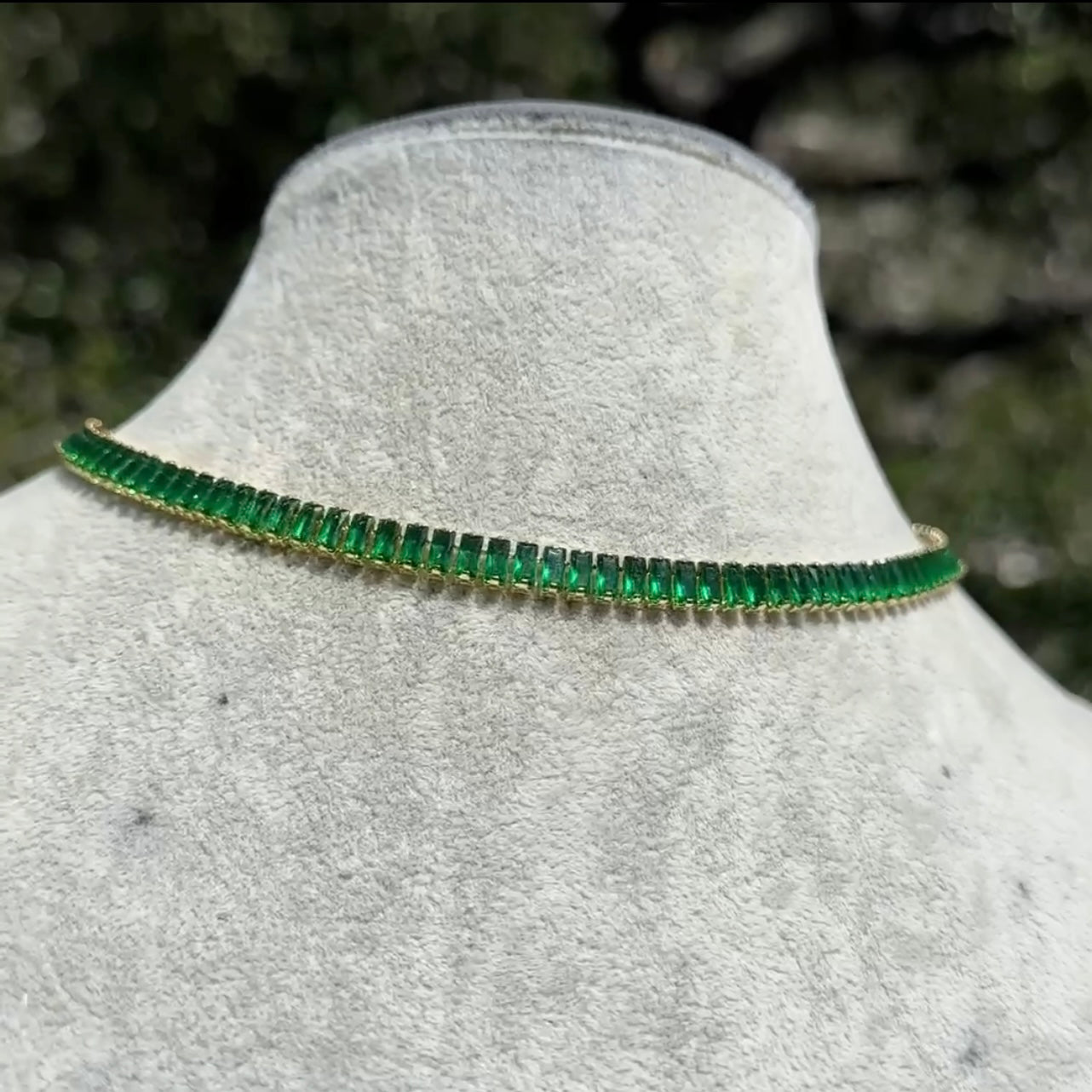 Emerald Green Baguette Choker Necklace