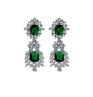 Emerald princess cut earrings front view 